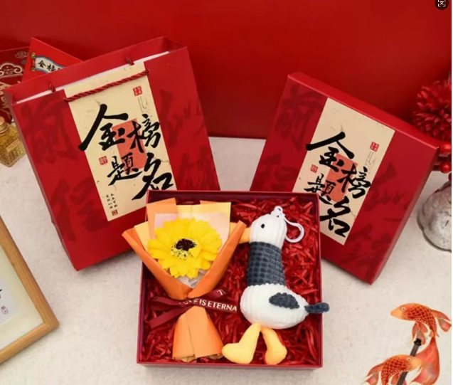 天津教育报微信公众号、津云客户端报道我校考研期间暖心举措